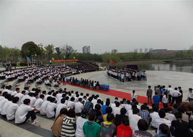 电院成功举办“学习十八大，唱响中国梦”大合唱比赛